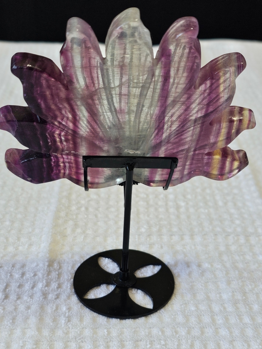 Natural Fluorite Nine-Tailed Fox - Picture 3 of 11